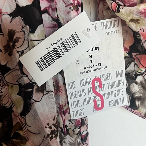 LuLaRoe Shirley Kimono NWT Floral Cover Up Size S - Picture 5 of 7